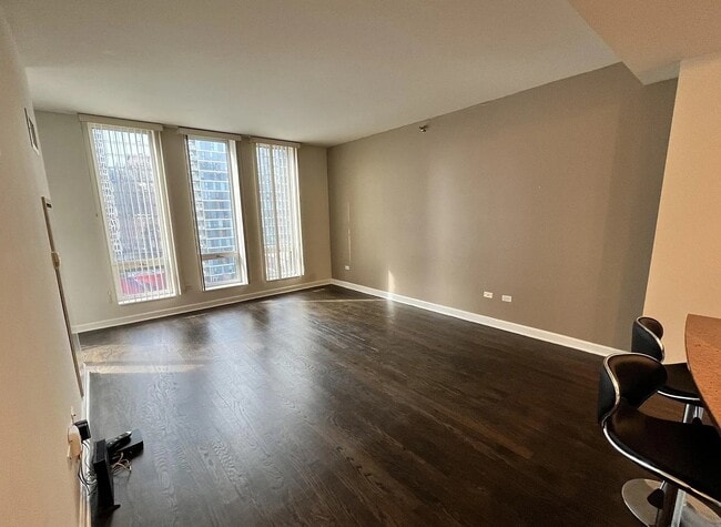 Building Photo - Don’t Miss This Opportunity