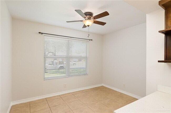 Building Photo - 15 S 27th St