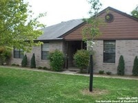 Building Photo - 263 Lohmann St