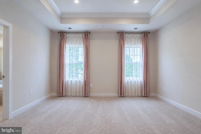 Building Photo - 8032 Spring Arbor Dr