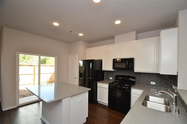 Building Photo - 3210 Harmony Creek Ln