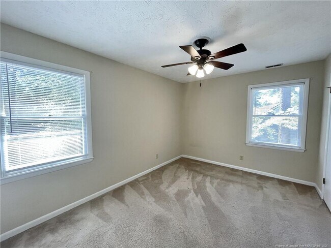 Building Photo - 384 Bahama Loop