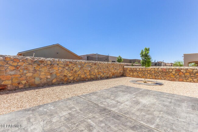 Building Photo - 14824 Harry Flournoy Ave