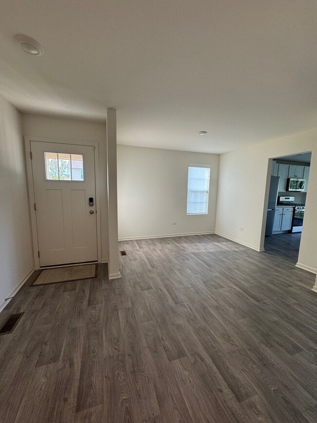 Building Photo - 2068 Canyon Creek Ct