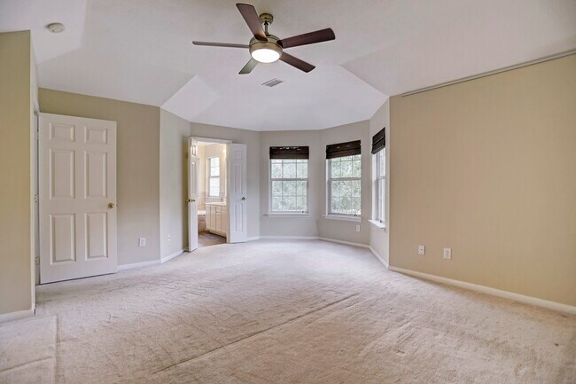 Building Photo - 147 N Willow Point Cir
