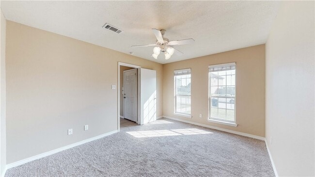 Building Photo - 4023 Southern Trace Dr