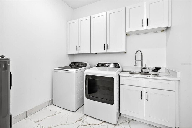 Building Photo - 216 N Glen Arven Ave