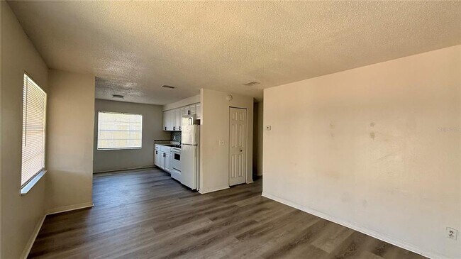 Building Photo - 696 Michigan Ct