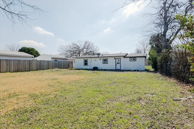 Building Photo - 11741 Abston Ln