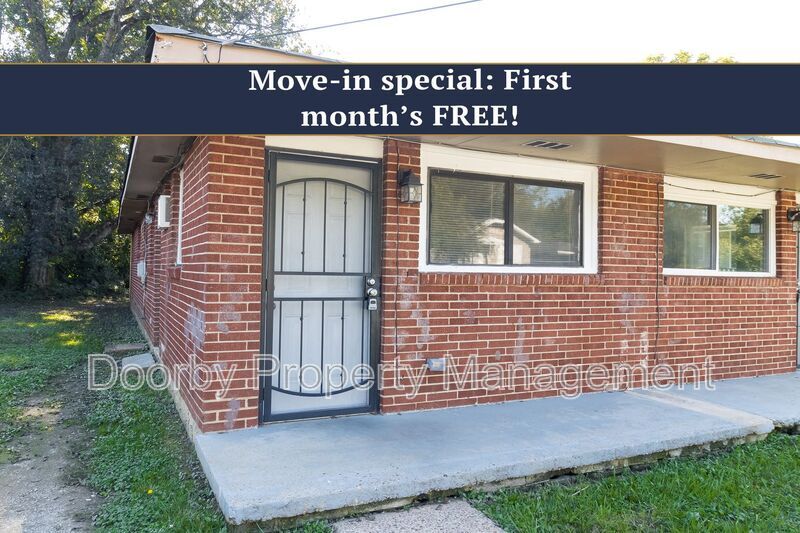 Primary Photo - 1008 N Hawthorne St