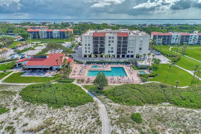 Building Photo - 1945 Gulf of Mexico Dr