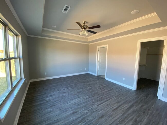 Building Photo - Beautiful Newly Constructed Home in Benton...
