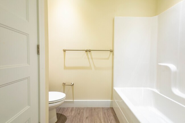 Building Photo - 340 Bluefish Dr