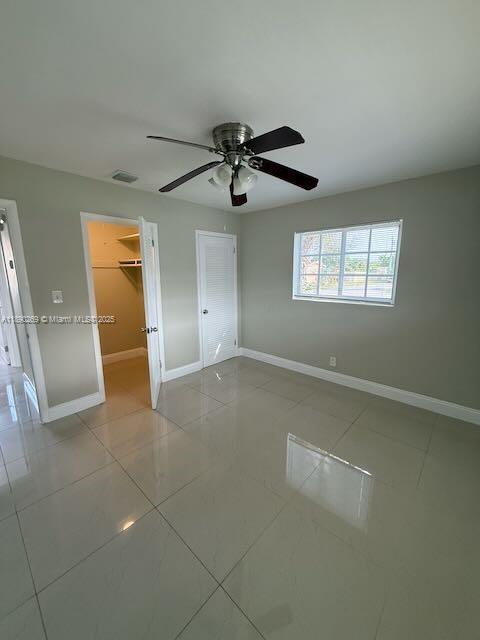 Building Photo - 946 Laurel Dr