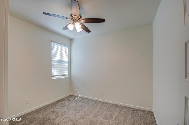 Building Photo - 36217 N Urika Dr