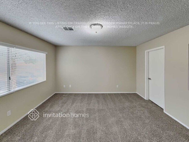 Building Photo - 2873 Aliso Dr