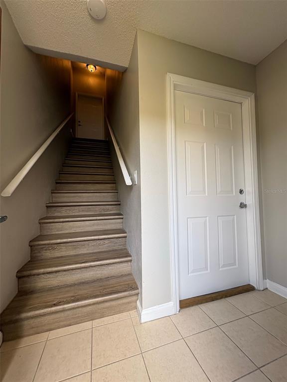 Building Photo - 12021 Villanova Dr