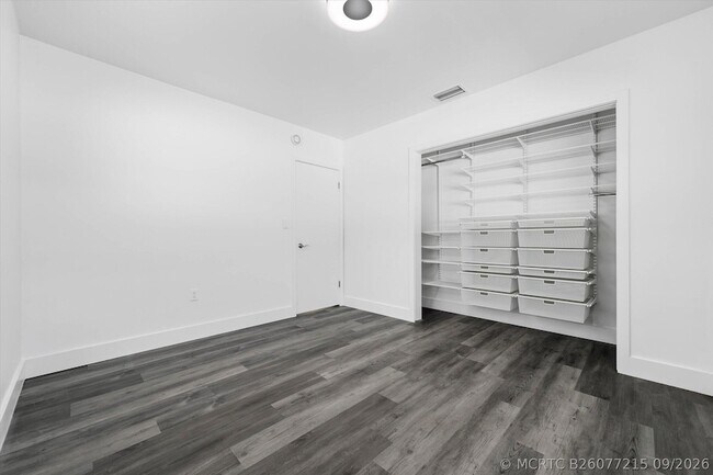 Building Photo - 1650 NW 9th St