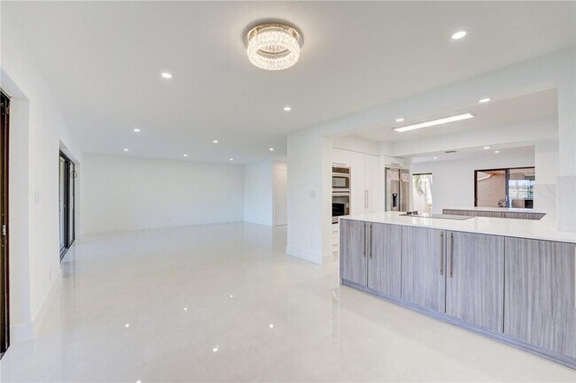 Building Photo - 103 St Andrews Rd