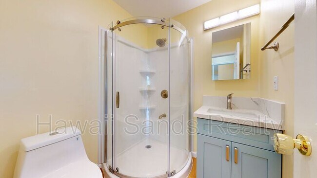 Building Photo - 1242 Mamalu St