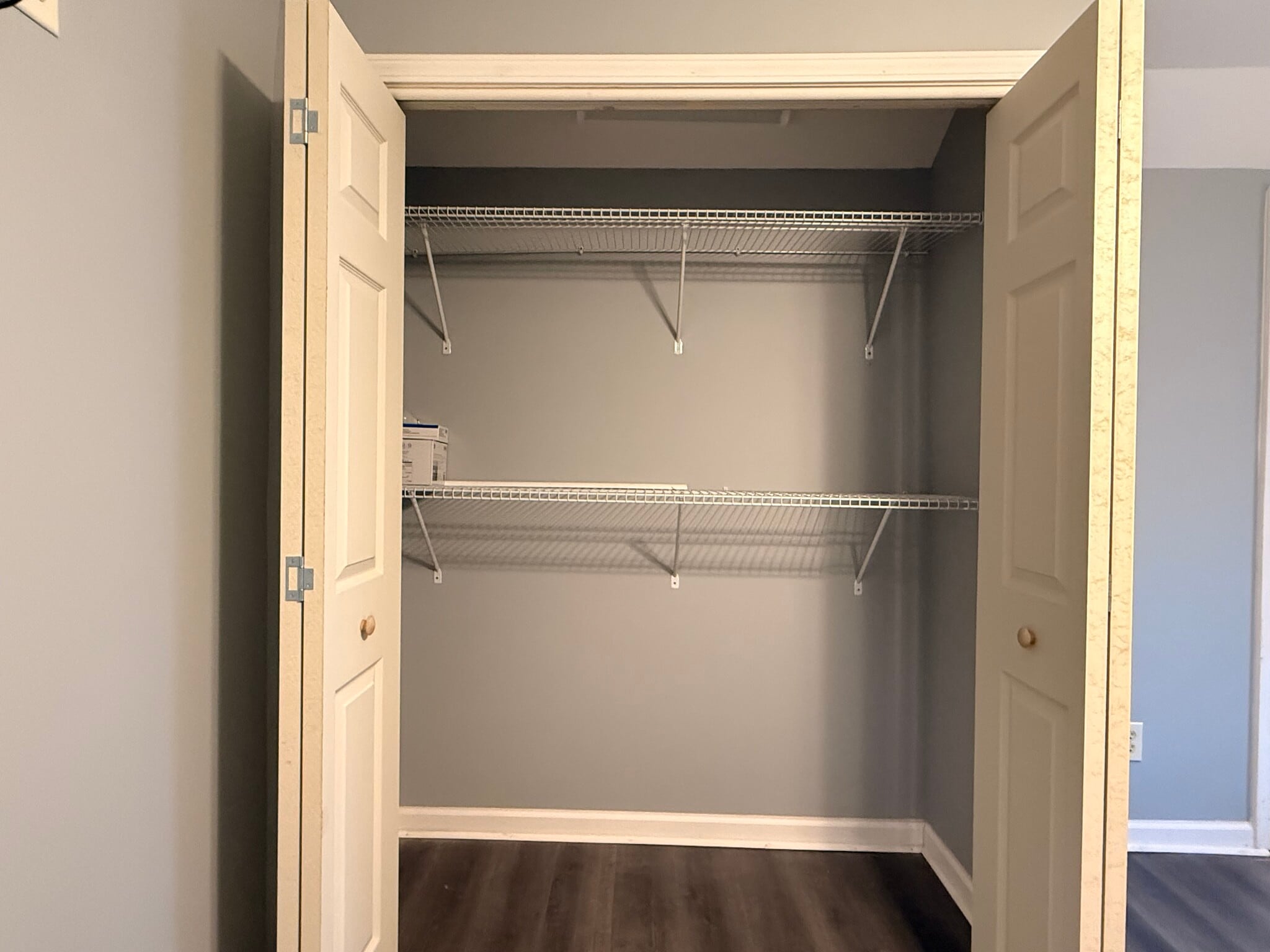 Building Photo - 132 Patten St