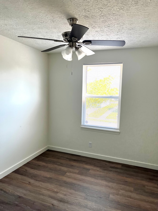 Building Photo - 122 Detchon Ct