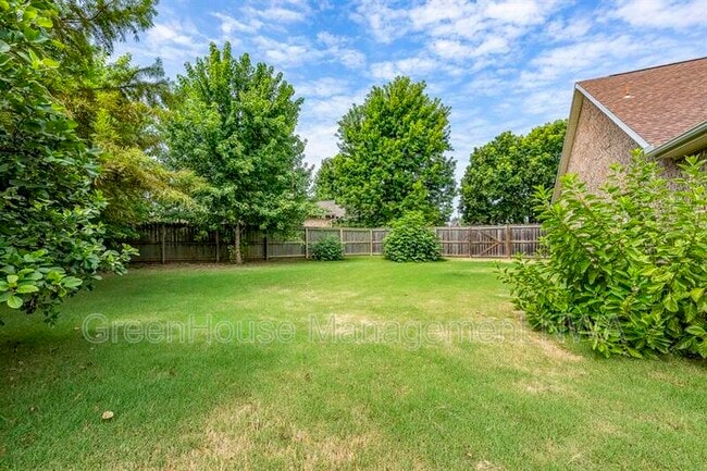Building Photo - 4003 SW Hawthorne Pl