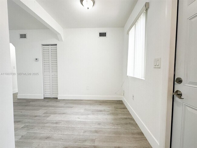 Building Photo - 1894 NW 53rd St