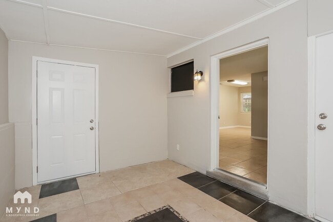 Building Photo - 1825 Fouraker Rd