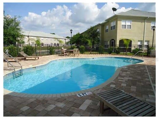 Building Photo - 10855 Dragonwood Dr