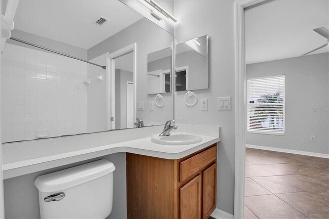 Building Photo - 11102 Lakeside Vista Dr