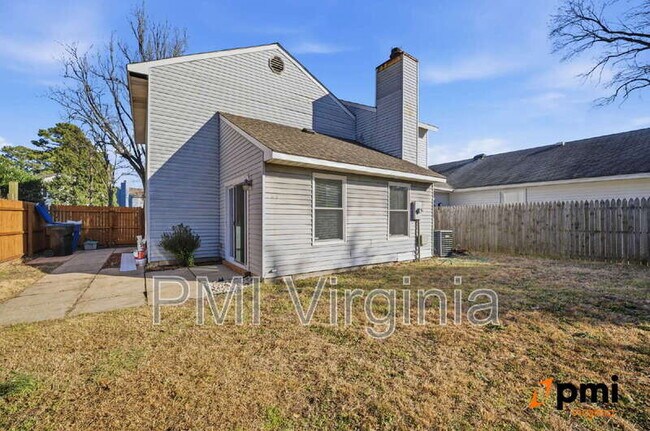 Building Photo - 1143 Clear Springs Rd