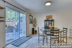 Building Photo - 8715 Starcrest Dr