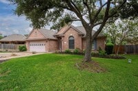 Building Photo - 14801 Calaveras Dr