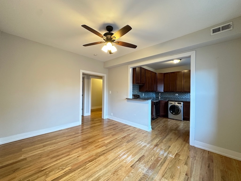 Building Photo - 3528 N Racine