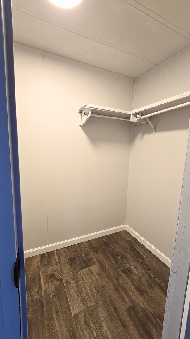 Building Photo - 77 3rd St