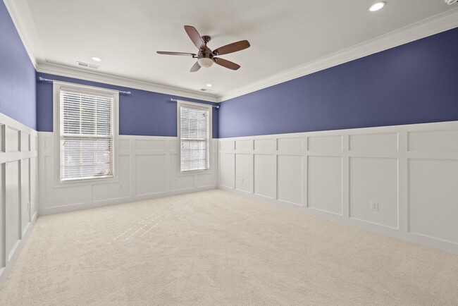 Building Photo - 916 Star of Danube Way