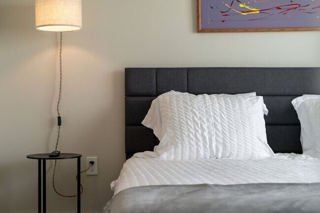 Building Photo - 12550 Windy Pointe Lp