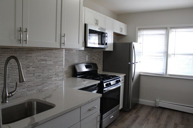 Primary Photo - 509 7th St
