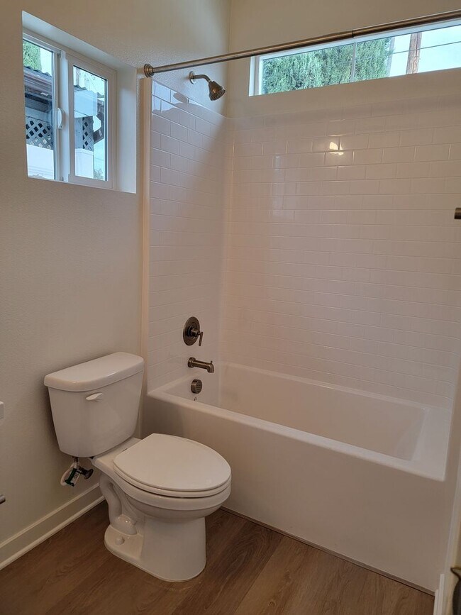 Building Photo - 9388 Olive St