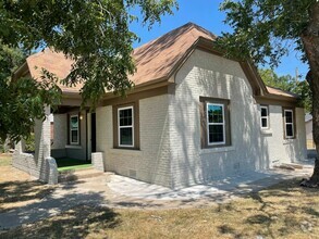 Building Photo - Beautiful Home in NE OKC for Sale or Lease!