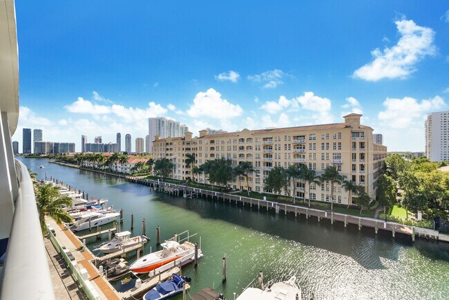 Building Photo - 2950 NE 188th St