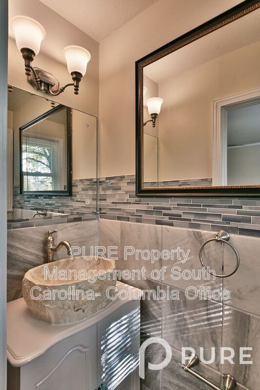 Building Photo - 1512 Carter St