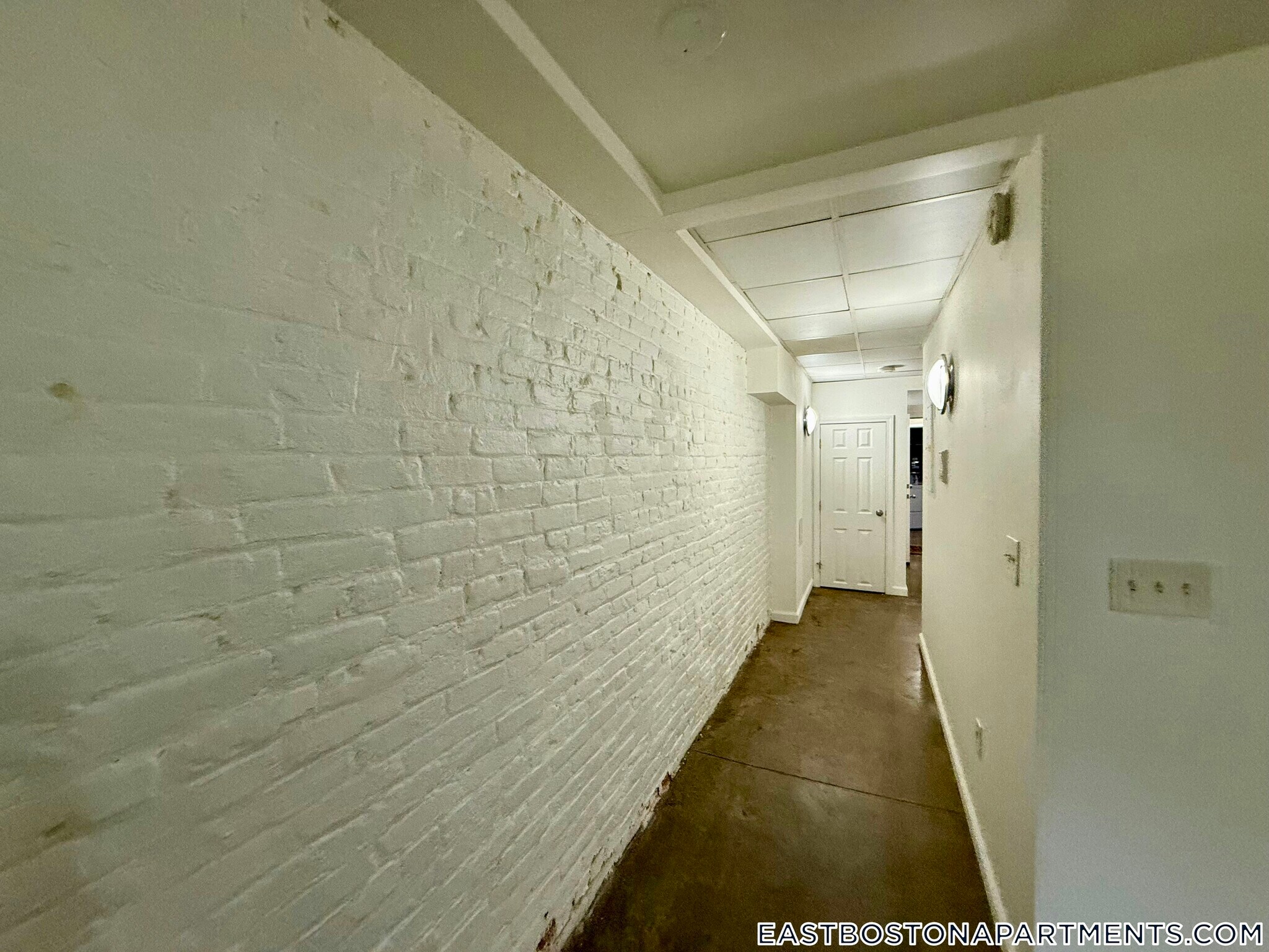 Building Photo - 72 Frankfort St