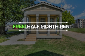 Building Photo - 703 N 3rd St