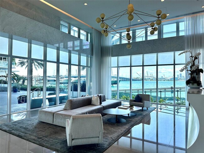 Building Photo - 540 West Ave