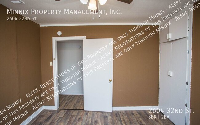 Building Photo - 2604 32nd St.