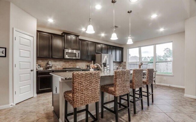 Building Photo - 17124 Chapman Lake Ct