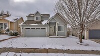 Building Photo - Beautiful 3bdrm home that backs to Park