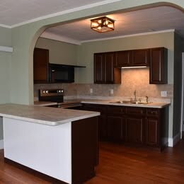 Building Photo - 318 S Main St